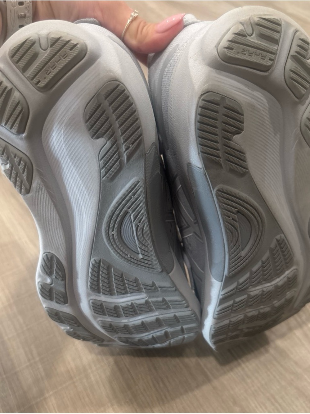 ASICS Light Grey Women's Gel-Kayano Running Shoes - Picture 6 of 6